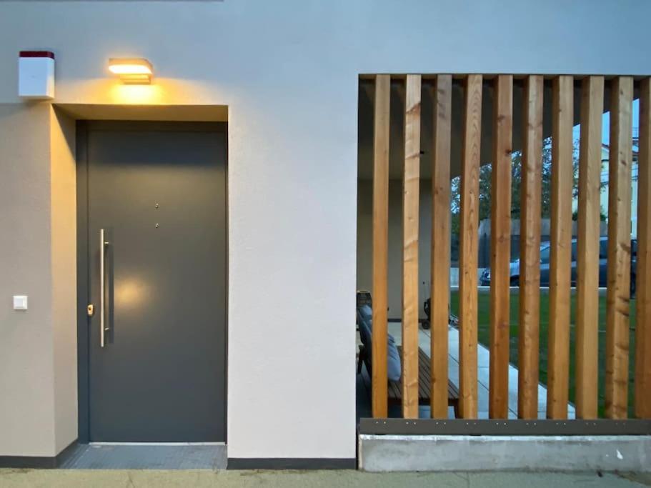 Modern Studio Gardenia_Gartenwohnung Alte Donau Vienna Luaran gambar